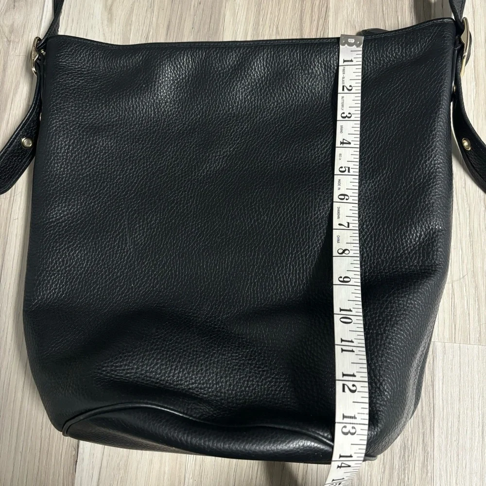 Coach Black Pebble Leather Sonoma Bucket Crossbody Bag Adjustable‎ Straps